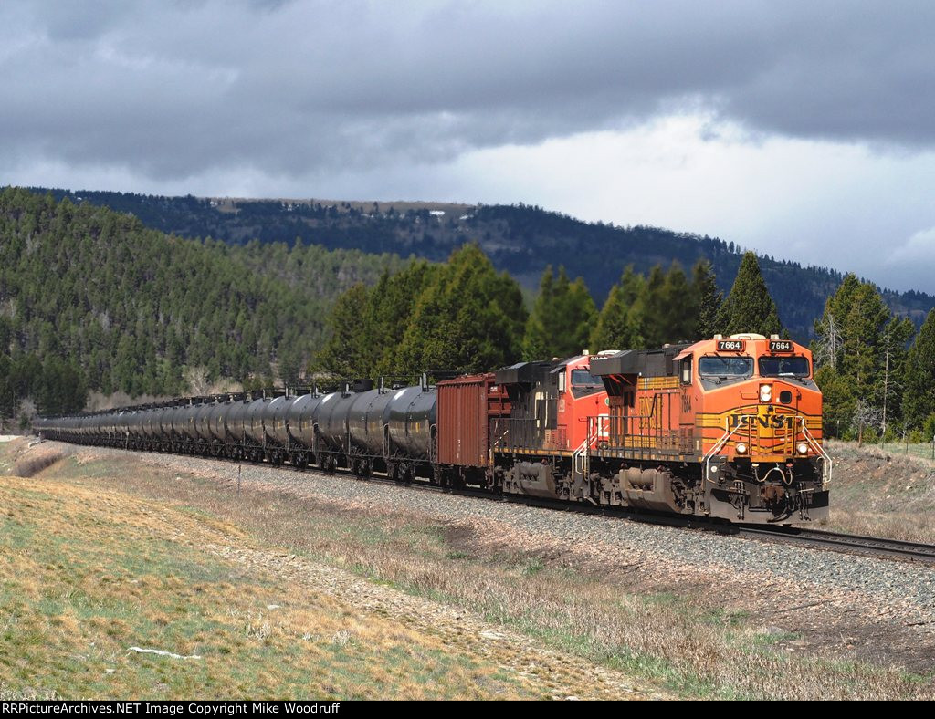 BNSF 7664